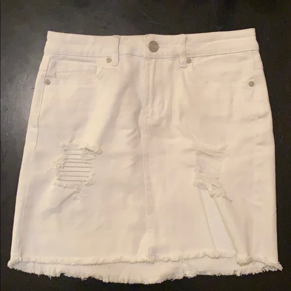 White jean skirt, size 3